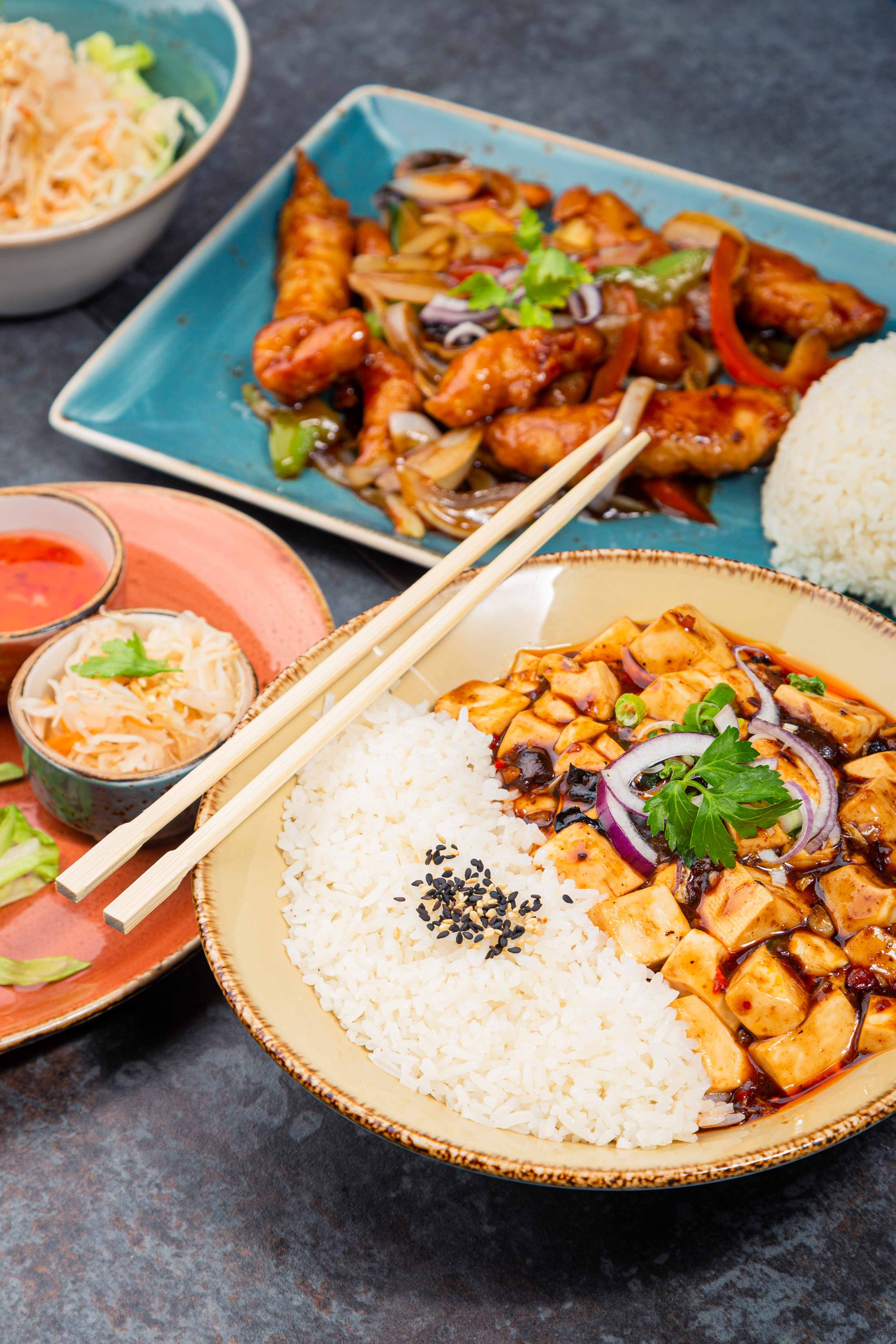 Mapo-tofu with minced beef with darf sauce and steamed rice